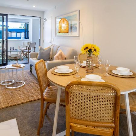Central Sunny Perch 2 Bed 1 Bath Apartment Christchurch Exterior photo